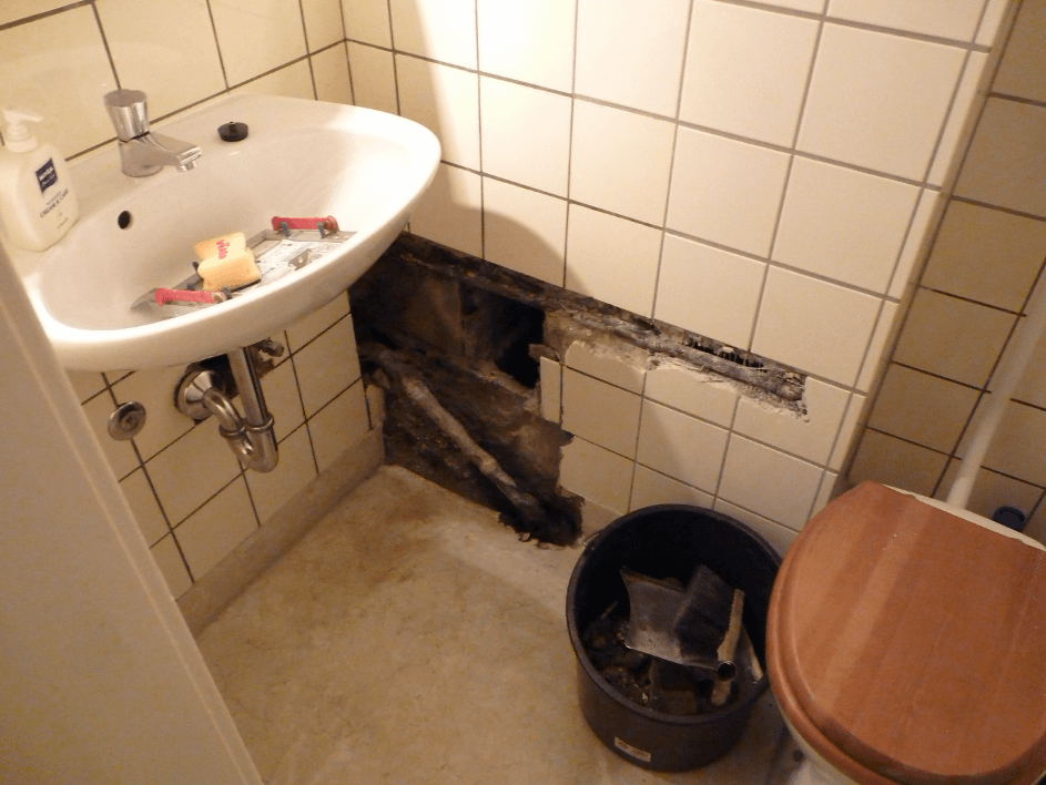 Lekkage in de badkamer